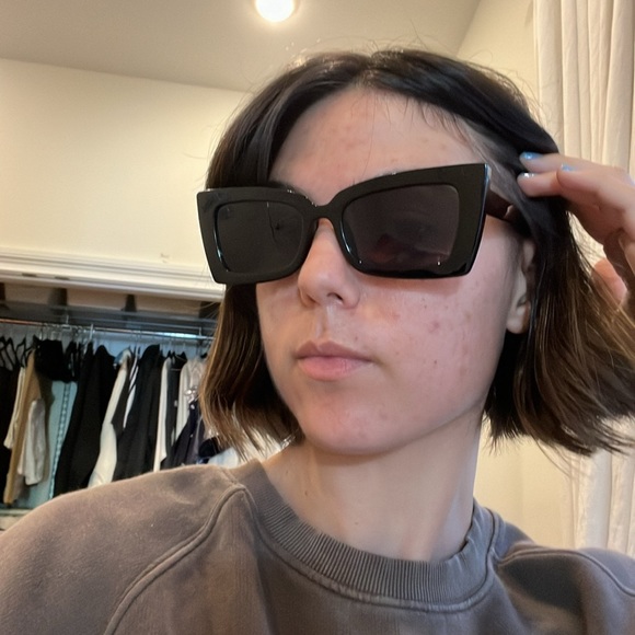 Cool glasses - Picture 2 of 4